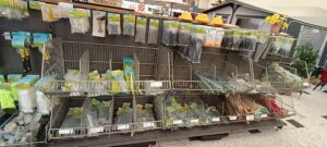 Kampeerwinkel-The-Hap-in-voorthuizen-van-haring-tot-toilet-onderdeel-ook-voor-engelse-stacaravans-onderdelen-1