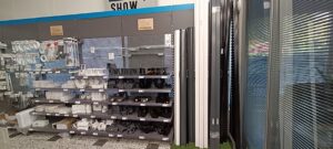 Kampeerwinkel-The-Hap-in-voorthuizen-van-haring-tot-toilet-onderdeel-ook-voor-engelse-stacaravans-onderdelen-2